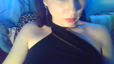 Snapshot of jennyferdoe chatting on 01/17/25, 12:52 jennyferdoe online show from 01/17/25, 12:52