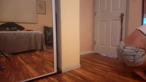 Jennythanksyou online show from 05/16/26, 09:28