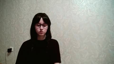 Snapshot of jennyolset chatting on 11/10/25, 12:48 JennyOlset online show from 11/10/25, 12:48