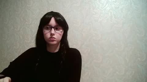 Snapshot of jennyolset chatting on 12/22/25, 10:56 JennyOlset online show from 12/22/25, 10:56