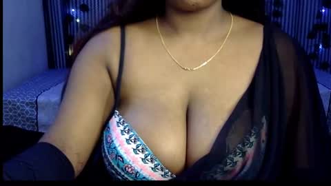 Snapshot of jennysinghaniya chatting on 01/29/25, 02:42 jenny online show from 01/29/25, 02:42