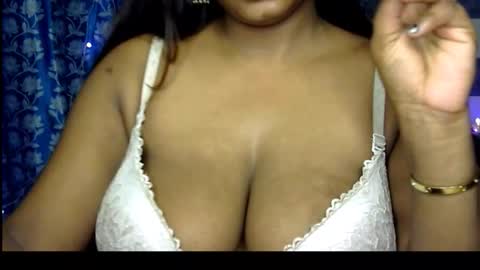 Snapshot of jennysinghaniya chatting on 09/24/25, 07:39 jenny online show from 09/24/25, 07:39