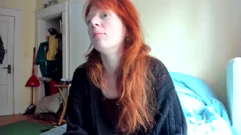 Snapshot of jenovakitty chatting on 10/30/25, 03:35 Jenn - come to my onlyfans online show from 10/30/25, 03:35