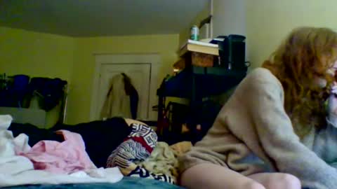 Snapshot of jenovakitty chatting on 05/07/26, 04:23 Jenn - come to my onlyfans online show from 05/07/26, 04:23
