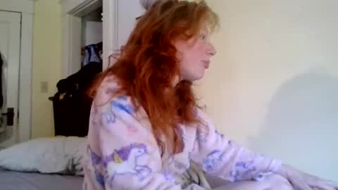 Snapshot of jenovakitty chatting on 06/30/26, 01:23 Jenn - come to my onlyfans online show from 06/30/26, 01:23