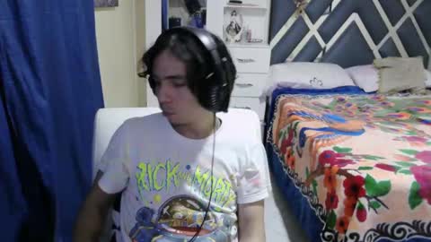 Snapshot of jeod315 chatting on 10/11/25, 10:03 jeod315 online show from 10/11/25, 10:03