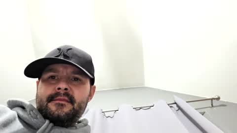 Lous online show from 12/17/25, 07:25