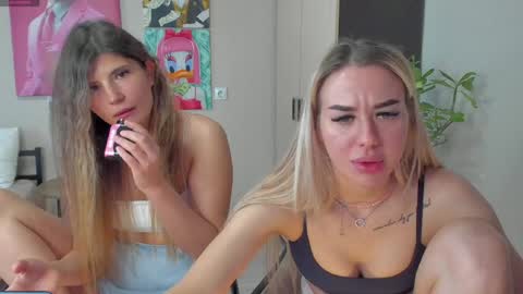 Hi hi We are Jessie and Betti online show from 01/05/25, 11:48