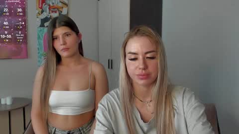 Hi hi We are Jessie and Betti online show from 02/11/25, 01:20