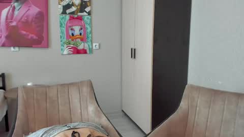 Hi hi We are Jessie and Betti online show from 03/07/25, 10:13