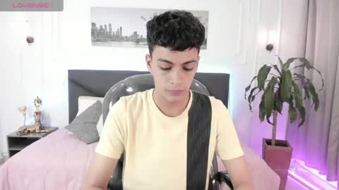 Snapshot of jeremias_1 chatting on 06/05/26, 08:25 JEREMIAS online show from 06/05/26, 08:25