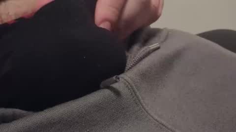 Snapshot of jeremie18cms chatting on 02/22/26, 05:11 Machine Sperme online show from 02/22/26, 05:11