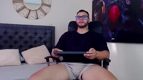 jeremy_blessd1 online show from 02/18/25, 08:58