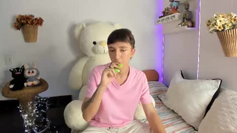 jero independent model online show from 03/02/26, 11:33