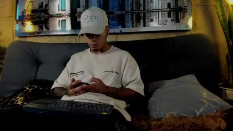 Jeremy online show from 06/08/26, 01:28