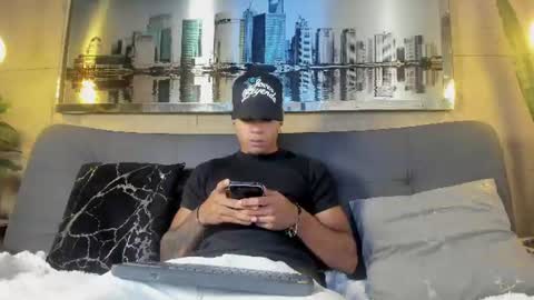 Snapshot of jeremy_wallker chatting on 07/12/26, 07:05 Jeremy online show from 07/12/26, 07:05