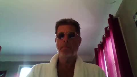 Snapshot of jerflor chatting on 04/28/26, 04:23 jerflor online show from 04/28/26, 04:23