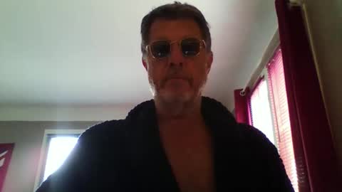 Snapshot of jerflor chatting on 05/14/26, 09:38 jerflor online show from 05/14/26, 09:38