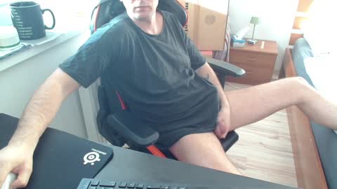 Boy likes daddies online show from 01/13/25, 12:45