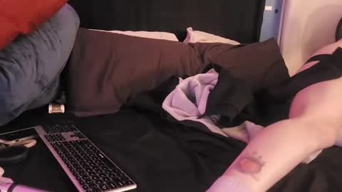 Snapshot of jerknoff247 chatting on 01/08/25, 04:55 jerknoff247 online show from 01/08/25, 04:55