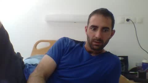 Snapshot of jeropa5476 chatting on 10/24/25, 12:01 jeropa5476 online show from 10/24/25, 12:01