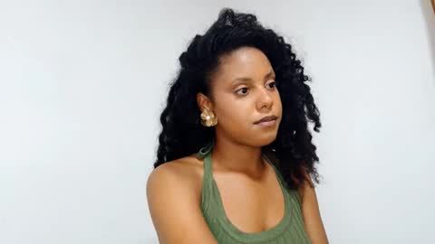 Snapshot of jerricavalladores chatting on 02/20/26, 09:59 Bella online show from 02/20/26, 09:59