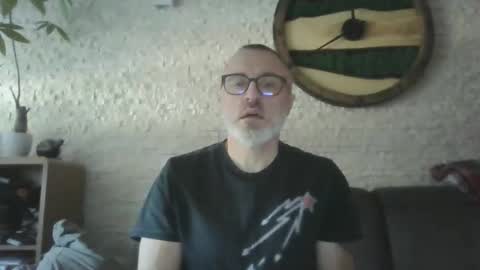 jerry250461 online show from 04/18/26, 07:01
