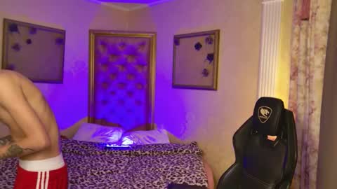 Jerry  online show from 10/02/25, 07:43