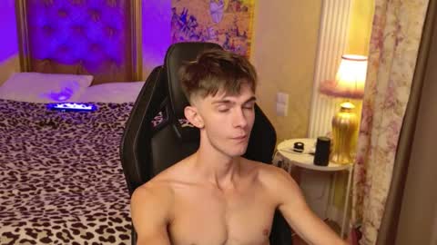 Jerry  online show from 10/10/25, 04:22