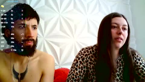 Snapshot of jerryandjessicaa chatting on 12/22/25, 04:26 Jess y Jerry online show from 12/22/25, 04:26
