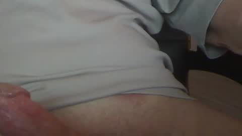 Snapshot of jerryb19027 chatting on 03/25/26, 03:40 jerryb19027 online show from 03/25/26, 03:40