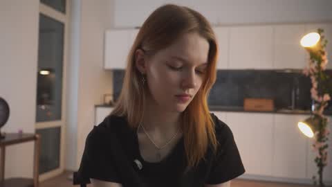 Molly online show from 11/14/25, 03:11