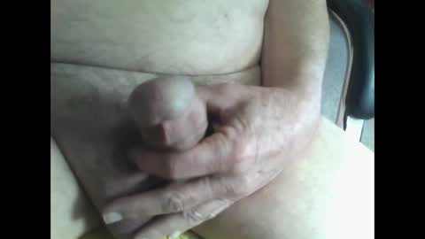 Snapshot of jerryd586 chatting on 01/08/25, 06:41 Gary online show from 01/08/25, 06:41