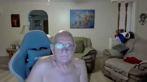 jerryzxcvbnm online show from 04/25/26, 06:38