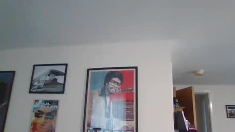 Harry online show from 10/15/25, 08:03