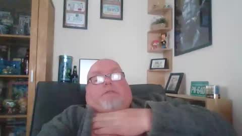 Harry online show from 10/18/25, 08:59