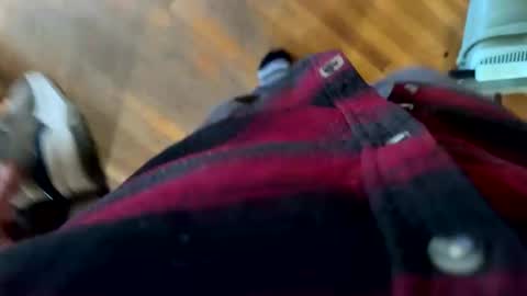 Snapshot of jerswill chatting on 11/17/25, 08:47 Jeremys room chill and puff one enjoy online show from 11/17/25, 08:47