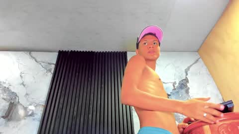 Snapshot of jes_foxx chatting on 03/11/25, 02:18 jes_foxx online show from 03/11/25, 02:18