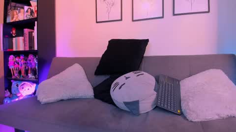 jes_foxx online show from 04/11/26, 01:04