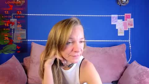 jesica_moon_peachy online show from 09/25/25, 02:15