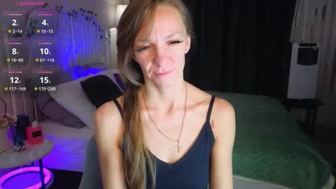 jesica_moon_peachy online show from 11/15/25, 01:36