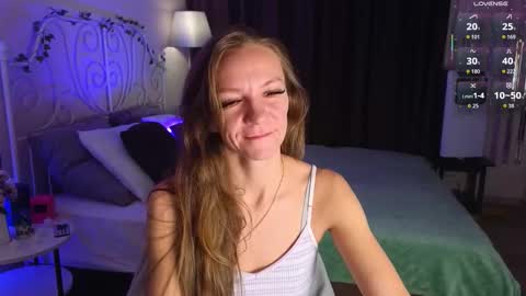 jesica_moon_peachy online show from 12/18/25, 01:44