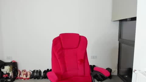 MistressJesicaCoper online show from 12/14/25, 05:02