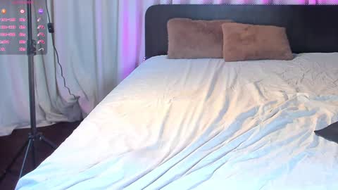 Jesika online show from 02/07/26, 07:56