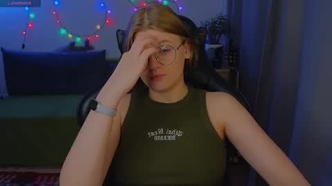  JessieVibes online show from 11/28/25, 03:36