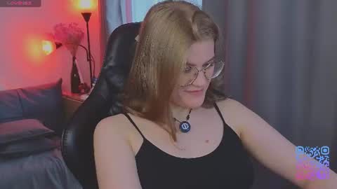 Snapshot of jess0e9 chatting on 06/11/26, 02:04 JessieVibes online show from 06/11/26, 02:04