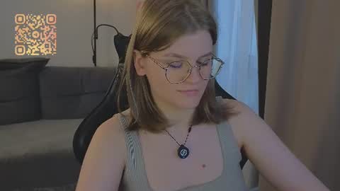 Snapshot of jess0e9 chatting on 07/21/26, 02:30 JessieVibes online show from 07/21/26, 02:30