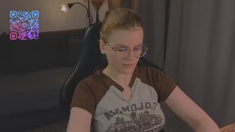 Snapshot of jess0e9 chatting on 07/26/26, 01:29 JessieVibes online show from 07/26/26, 01:29