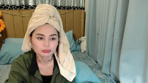 jess_goddes online show from 07/10/26, 10:29