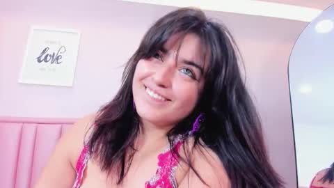 Snapshot of jess_hot18_ chatting on 11/08/25, 03:50 Jess online show from 11/08/25, 03:50